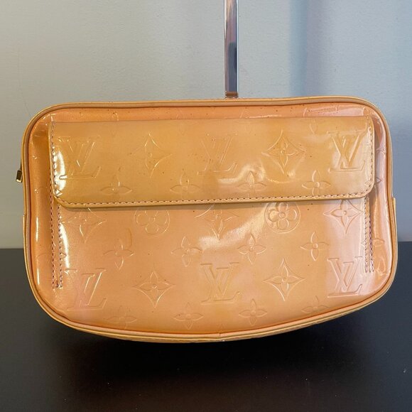 LOUIS VUITTON Vintage (1999) Monogram Vernis Fulton Belt Bag 24" - 28"- Preowned - Picture 1 of 13